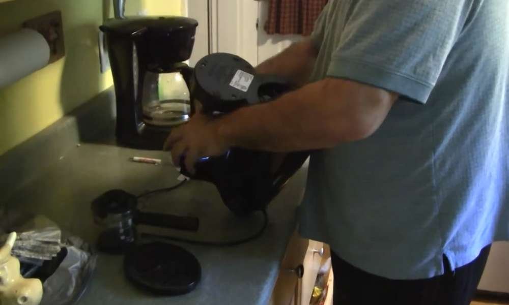 How To Clean A Bella Coffee Make